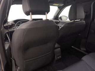 PEUGEOT 2008 usata, con Leve al volante