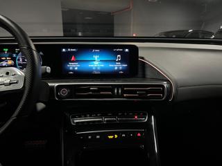 MERCEDES-BENZ EQC usata, con Tettuccio apribile