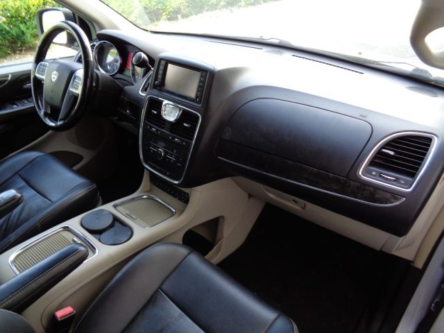 LANCIA Voyager usata, con Cerchi in lega