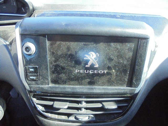 PEUGEOT 208 usata, con Bluetooth