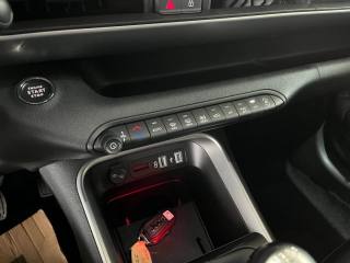 JEEP Avenger usata, con Interni in pelle