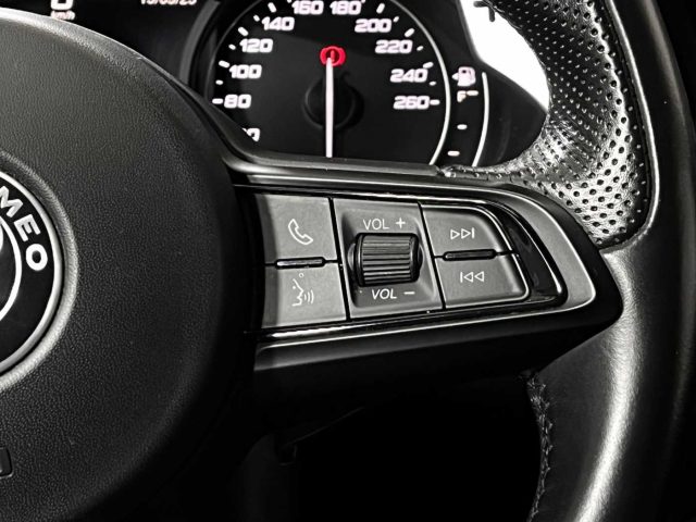 ALFA ROMEO Stelvio usata, con Sensore di pioggia