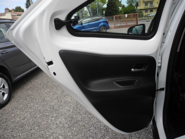 TOYOTA Aygo X usata 54