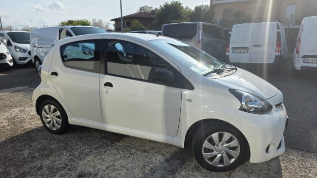 TOYOTA Aygo usata, con ABS