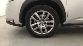 LEXUS NX 300h usata, con Controllo trazione