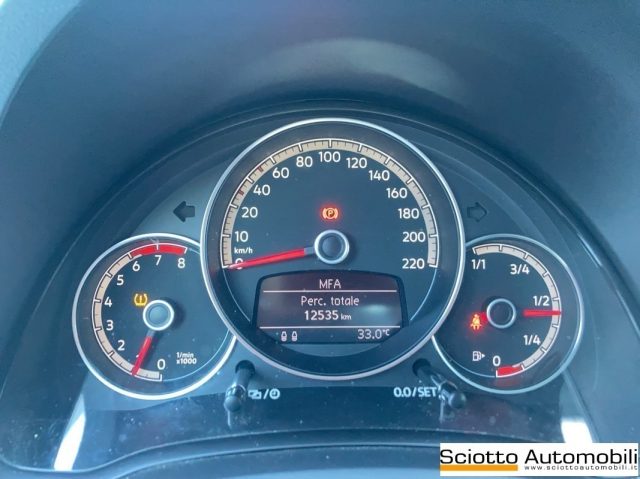 VOLKSWAGEN up! usata, con Fendinebbia