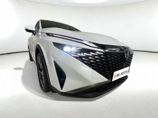 NISSAN Qashqai usata, con Fari LED