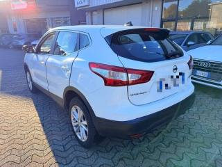 NISSAN Qashqai usata, con Autoradio