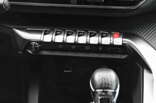 PEUGEOT 3008 usata, con Sistema di navigazione