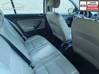 VOLKSWAGEN Golf usata, con ESP