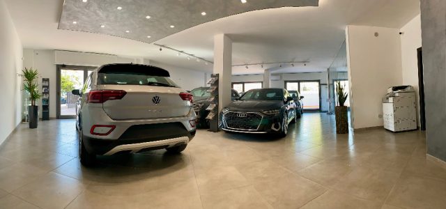 VOLKSWAGEN T-Roc usata, con Cerchi in lega
