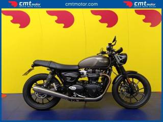 TRIUMPH Street Twin
