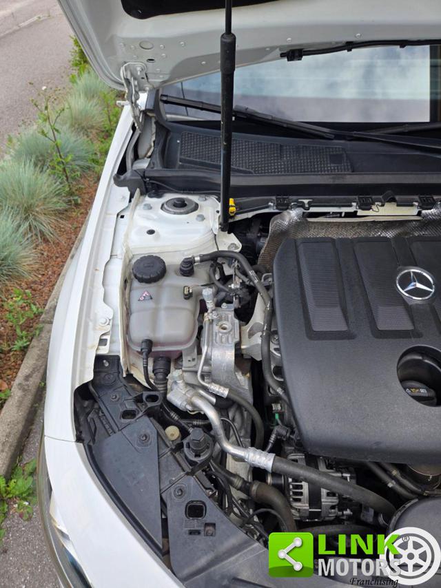 MERCEDES-BENZ A 180 usata, con Volante in pelle