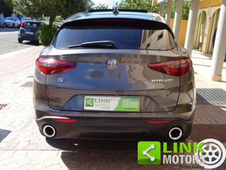 ALFA ROMEO Stelvio usata, con Alzacristalli elettrici