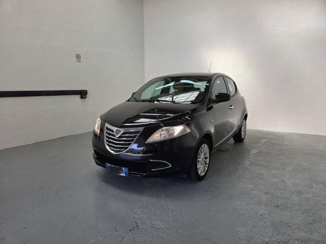LANCIA Ypsilon usata, con ABS