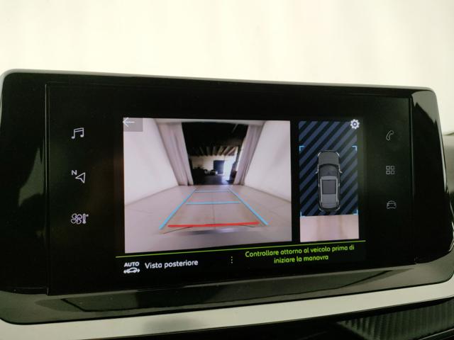 PEUGEOT 2008 usata, con Touch screen