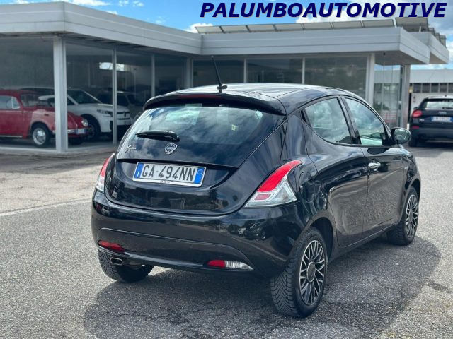 LANCIA Ypsilon usata, con Autoradio
