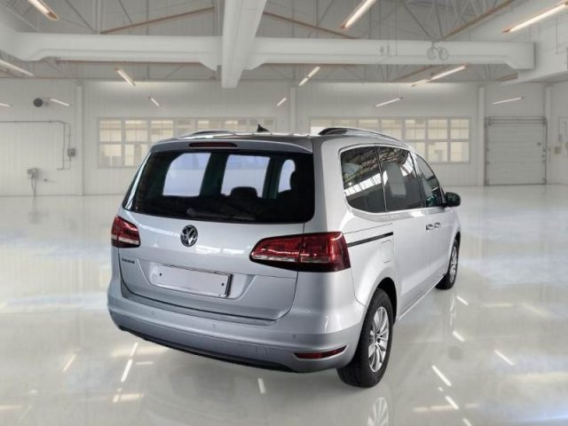 VOLKSWAGEN Sharan usata, con Airbag