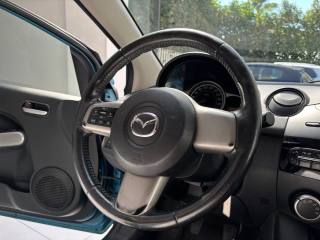 MAZDA 2 usata, con Climatizzatore