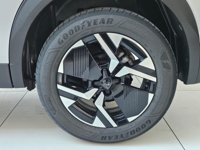 PEUGEOT 2008 usata, con Autoradio digitale