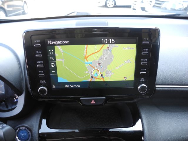 TOYOTA Yaris Cross usata, con MP3