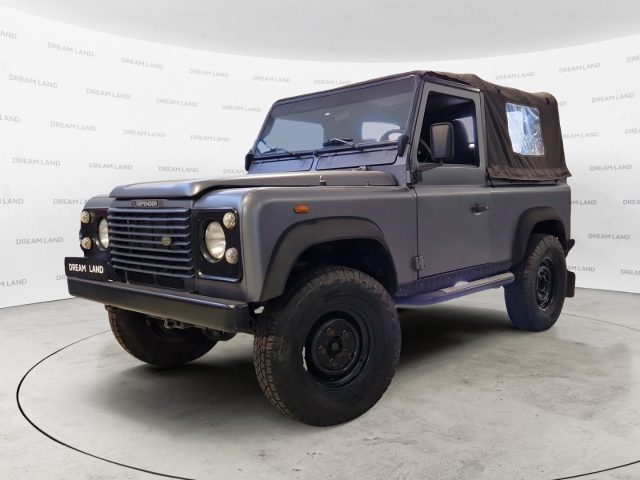 LAND ROVER Defender usata 23
