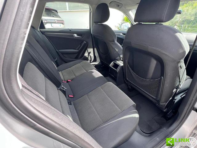 AUDI A4 usata, con Sensori di parcheggio posteriori