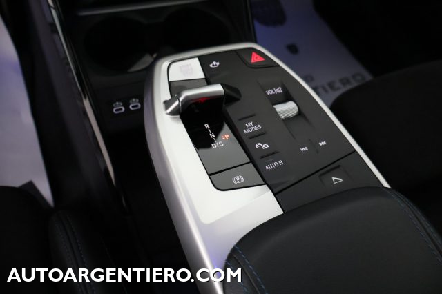 BMW 218 usata, con Interni in pelle