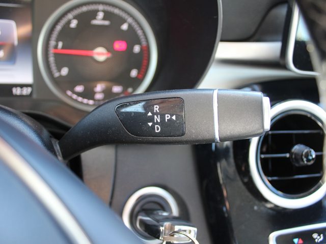 MERCEDES-BENZ GLC 220 usata, con Volante in pelle