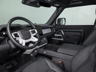 LAND ROVER Defender usata, con Autoradio