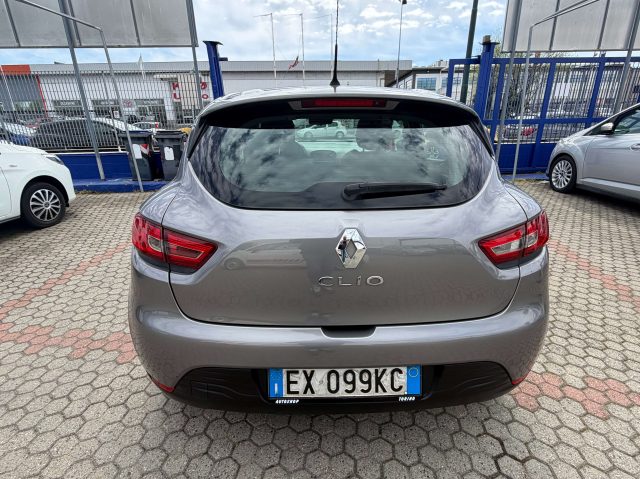 RENAULT Clio usata, con USB