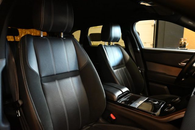 LAND ROVER Range Rover Velar usata 32