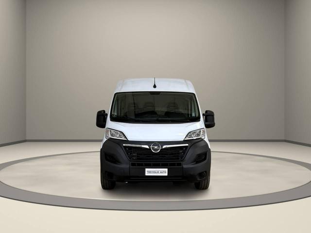 OPEL Movano usata, con Airbag
