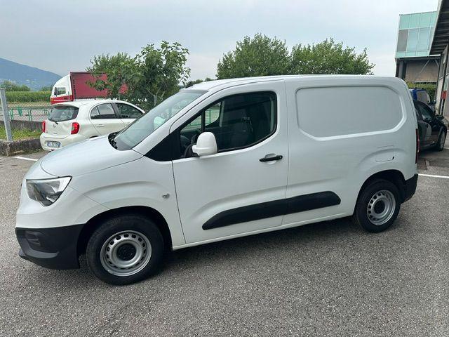 OPEL Combo usata, con Climatizzatore