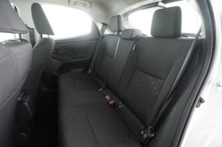 TOYOTA Yaris usata 9