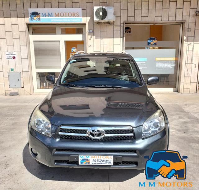 TOYOTA RAV 4 usata, con Trazione integrale