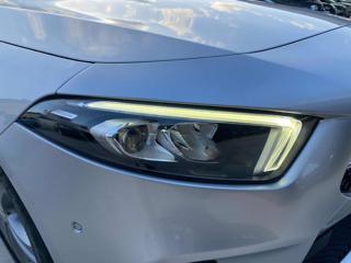 MERCEDES-BENZ A 180 usata, con Leve al volante