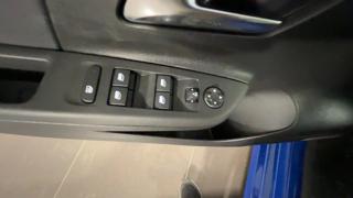 OPEL Corsa usata, con Touch screen