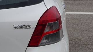 TOYOTA Yaris usata 25