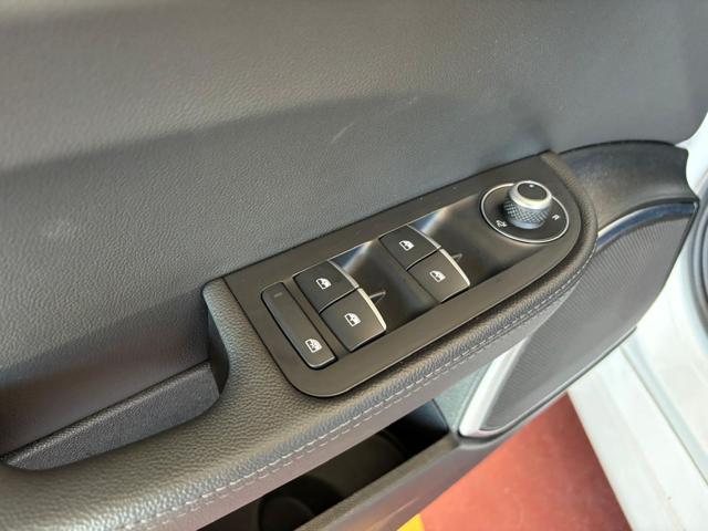 ALFA ROMEO Giulia usata, con Fari LED