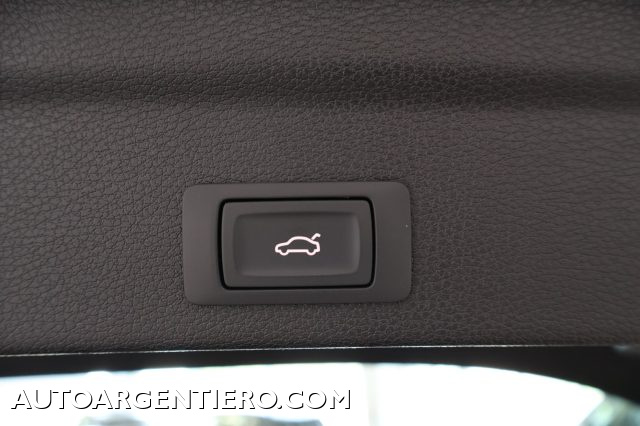 AUDI Q3 usata, con Luci diurne