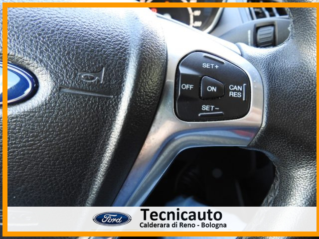 FORD B-Max usata, con Sensori di parcheggio posteriori