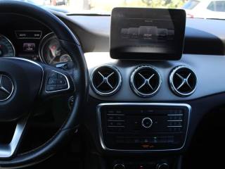 MERCEDES-BENZ GLA 200 usata, con Portellone posteriore elettrico