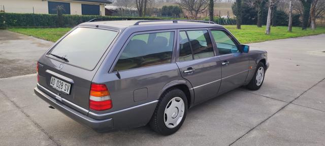 MERCEDES-BENZ E 200 usata, con Airbag Passeggero