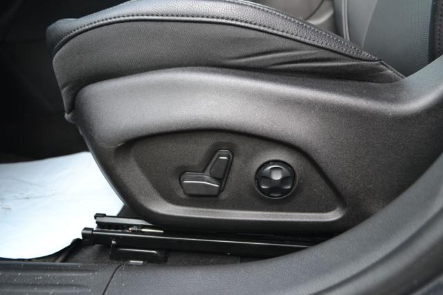 JEEP Compass usata, con Volante in pelle