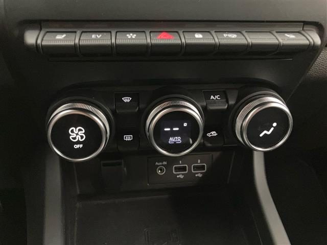 RENAULT Arkana usata, con USB