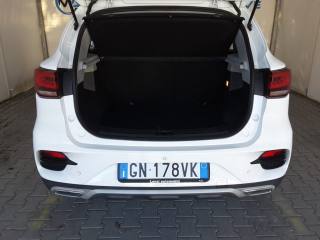 MG ZS usata, con USB