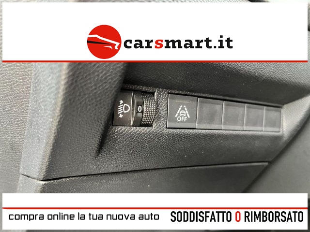 PEUGEOT 2008 usata, con Sensori di parcheggio posteriori