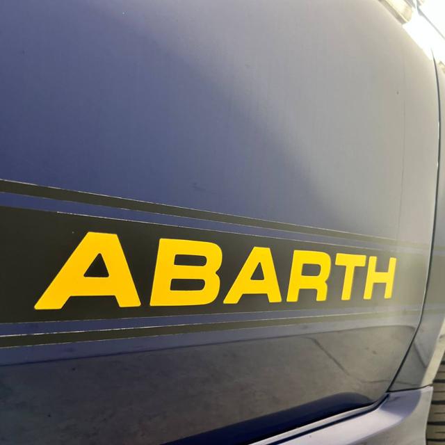 ABARTH 695 usata, con Airbag testa