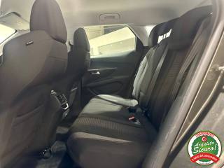 PEUGEOT 3008 usata, con Luci diurne LED